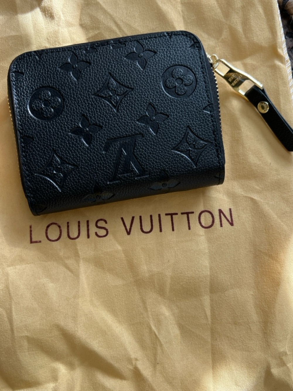Designers Originals Black Embossed Monogram Zip Card Holder - Picture 2 of 4